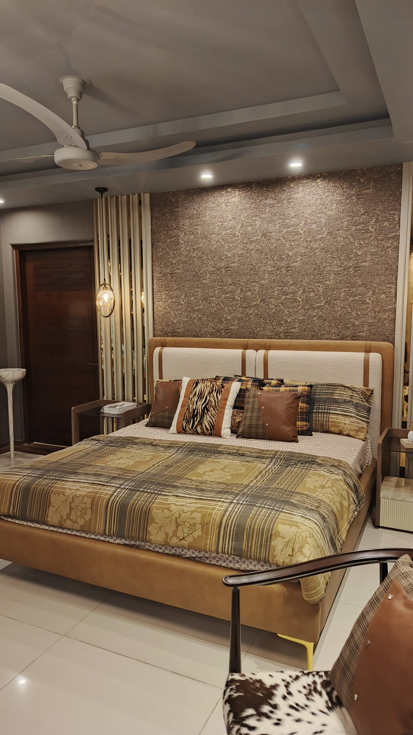 Modern Wooden Bed with Upholstered Headboard – King/Queen Size | EasyDecor
