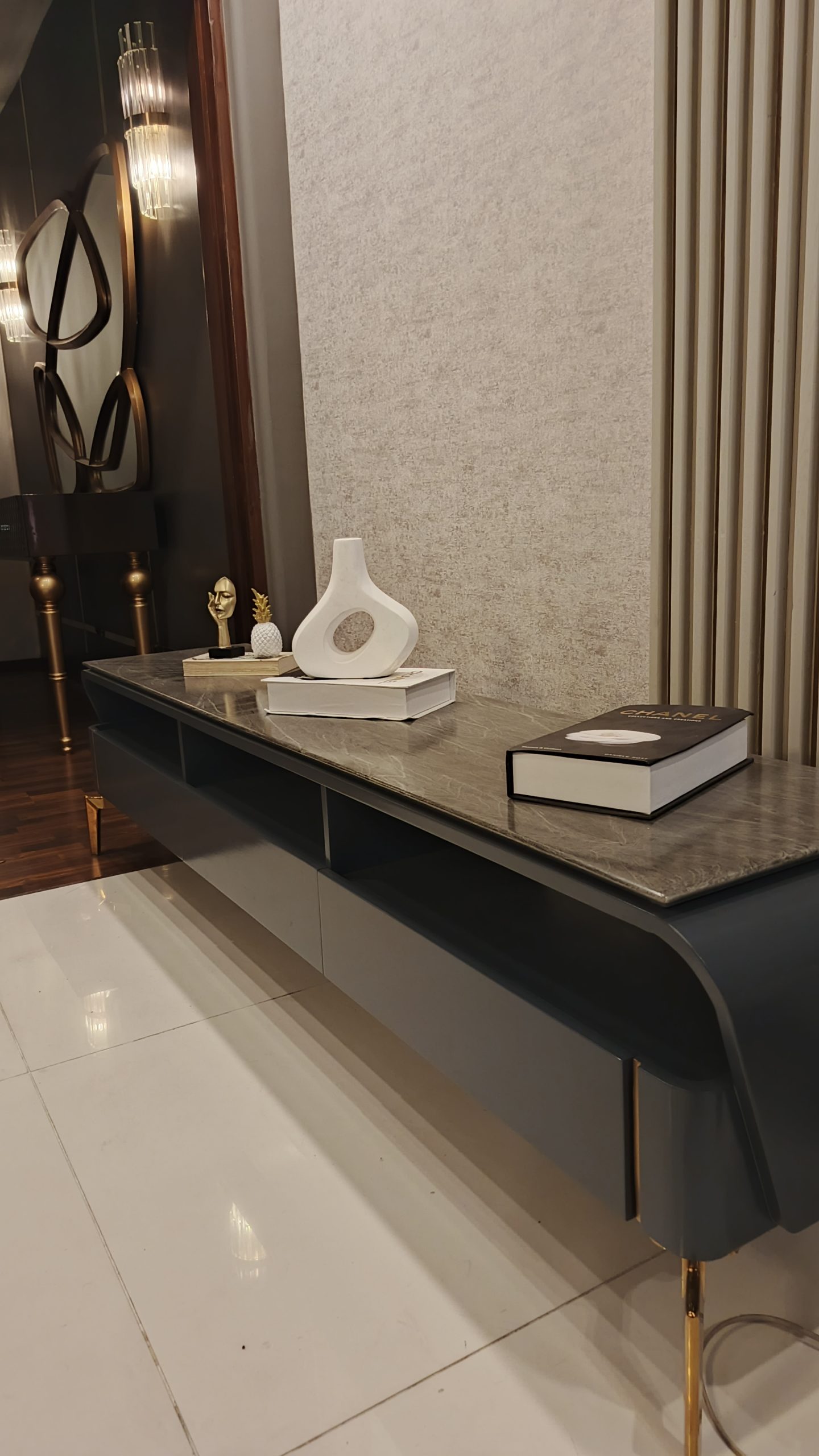 Modern LCD Table / TV Console with Storage Drawers – Stylish Media Unit | EasyDecor